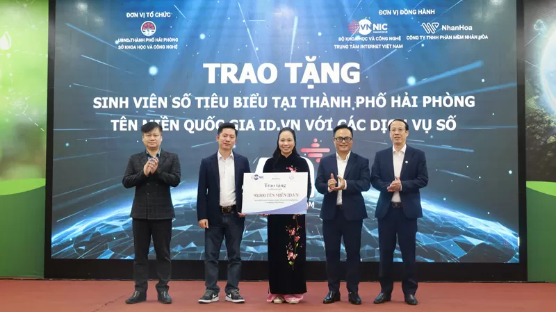 Web4s: Trao tặng hơn 200.000 website, thúc đẩy chuyển đổi số tại Hải Phòng